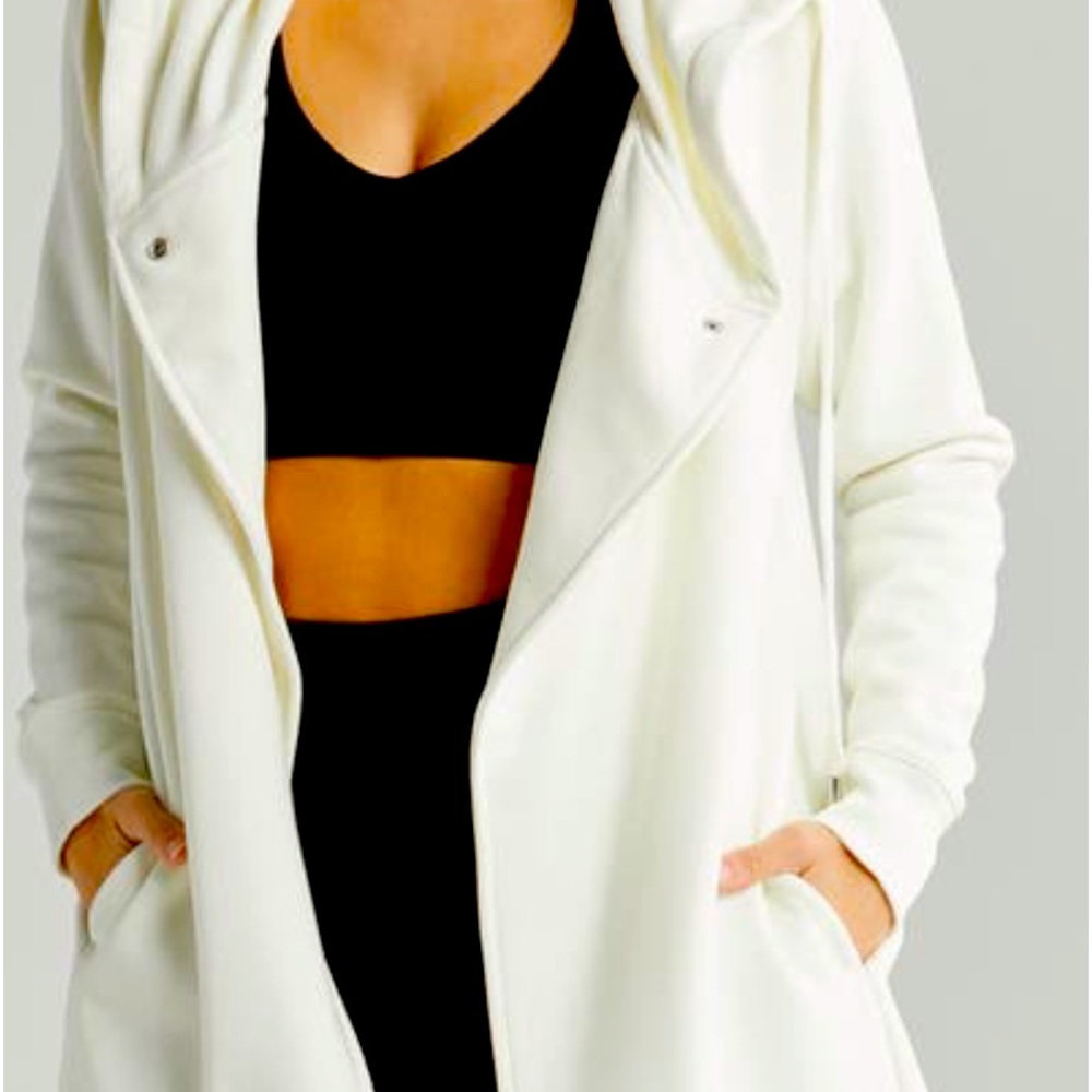ZELLA AMAZING COZY WRAP